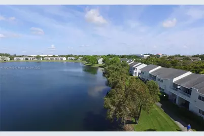 3453 NW 44th St #201, Oakland Park, FL 33309 - Photo 22