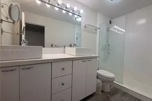 9102 W Bay Harbor Dr, Bay Harbor Islands, FL 33154 - Photo 26