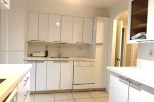 9102 W Bay Harbor Dr, Bay Harbor Islands, FL 33154 - Photo 14