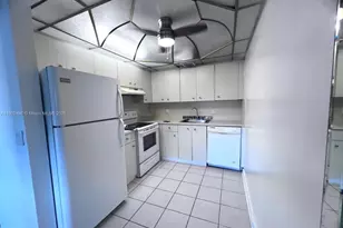 101 SW 132nd Way, Pembroke Pines, FL 33027 - Photo 8