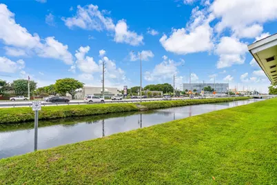 10590 SW 7th Ter, Sweetwater, FL 33174 - Photo 26