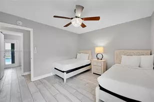 9841 SW 1st St, Plantation, FL 33324 - Photo 18
