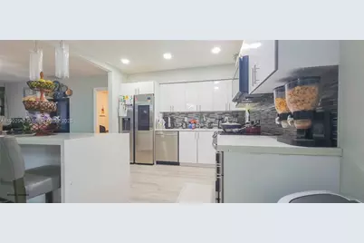 232 NE 160th St, Miami, FL 33162 - Photo 10