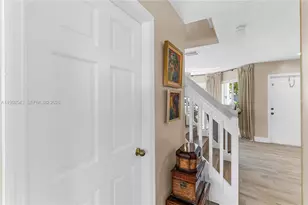 20867 NW 1st St, Pembroke Pines, FL 33029 - Photo 4