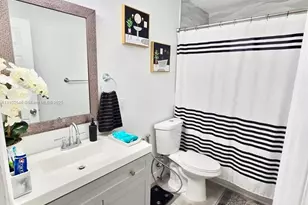 627 E 45th St, Hialeah, FL 33013 - Photo 2