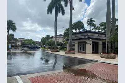 9849 Nob Hill Ln #9849, Sunrise, FL 33351 - Photo 4