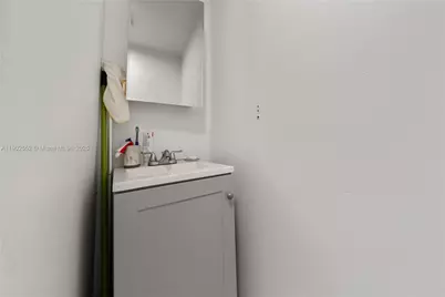 1257 NW 58th St, Miami, FL 33142 - Photo 20