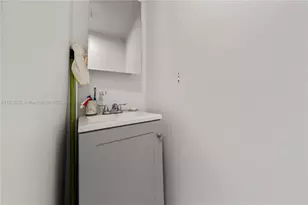 1257 NW 58th St, Miami, FL 33142 - Photo 20