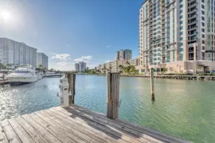 100 Bayview Dr, Sunny Isles Beach, FL 33160 - Photo 16