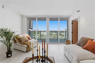 100 Bayview Dr, Sunny Isles Beach, FL 33160 - Photo 8