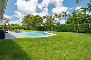 10841 SW 127th St, Miami, FL 33176 - Photo 4