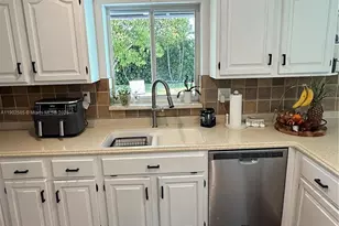 10841 SW 127th St, Miami, FL 33176 - Photo 16