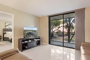 [Address not provided], Pembroke Pines, FL 33026 - Photo 10