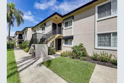 4000 Crystal Lake Dr #114, Deerfield Beach, FL 33064 - Photo 1