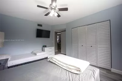 4000 Crystal Lake Dr #114, Deerfield Beach, FL 33064 - Photo 16