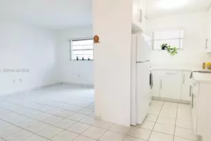 2496 SW 17th Ave, Miami, FL 33145 - Photo 10