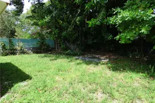 347 NW 42nd St, Miami, FL 33127 - Photo 8