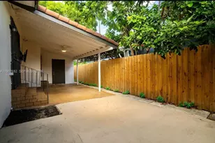 2121 SW 13th Ave, Miami, FL 33145 - Photo 18