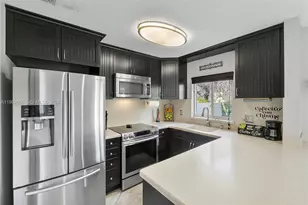 236 NW 118th Dr, Coral Springs, FL 33071 - Photo 6