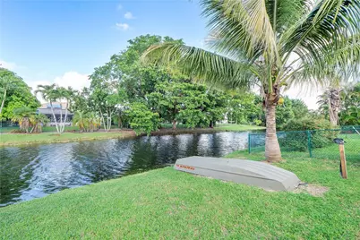 236 NW 118th Dr, Coral Springs, FL 33071 - Photo 24