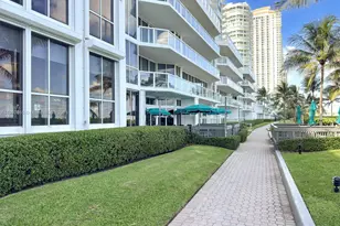 16500 Collins Ave, Sunny Isles Beach, FL 33160 - Photo 10