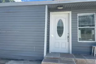 19800 SW 180th Ave, Miami, FL 33187 - Photo 1