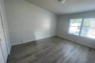 19800 SW 180th Ave, Miami, FL 33187 - Photo 10