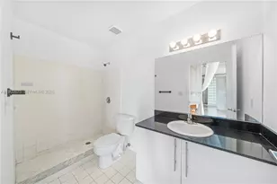 444 NE 30th St, Miami, FL 33137 - Photo 10