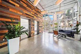 444 NE 30th St, Miami, FL 33137 - Photo 16