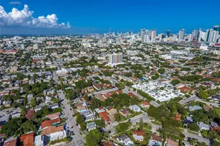 1030 SW 10th Ave, Miami, FL 33130 - Photo 6