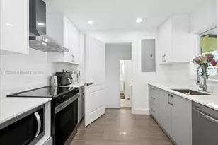 9371 Martinique Dr, Cutler Bay, FL 33189 - Photo 14