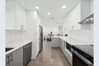 9371 Martinique Dr, Cutler Bay, FL 33189 - Photo 12