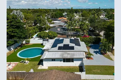 9371 Martinique Dr, Cutler Bay, FL 33189 - Photo 38