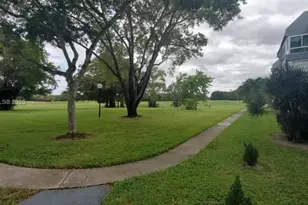 8331 Sands Point Blvd, Tamarac, FL 33321 - Photo 10