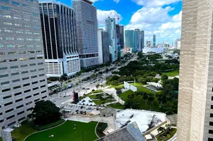 335 S Biscayne Blvd, Miami, FL 33131 - Photo 14