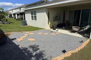 1052 Sugarwood St, Davenport, FL 33837 - Photo 18