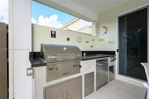 11270 NW 47th Ln, Doral, FL 33178 - Photo 58