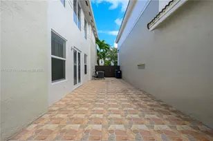 11270 NW 47th Ln, Doral, FL 33178 - Photo 56