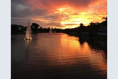 11270 NW 47th Ln, Doral, FL 33178 - Photo 14