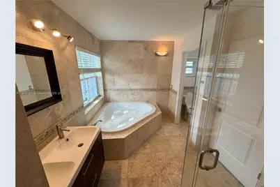 159 Cameron Ct, Weston, FL 33326 - Photo 8