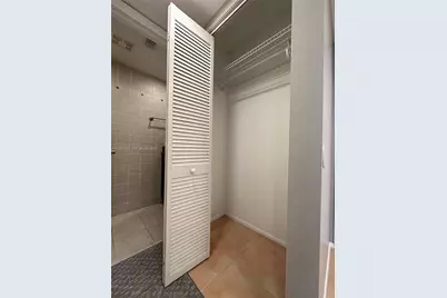 3650 Inverrary Dr #3Y-G, Lauderhill, FL 33319 - Photo 14