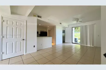 2000 Freeport Ln #4107, Riviera Beach, FL 33404 - Photo 2