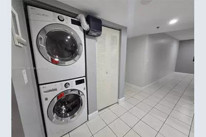 55 E 4th St #302, Hialeah, FL 33010 - Photo 12