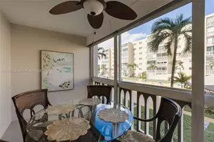 420 NE 12th Ave, Hallandale Beach, FL 33009 - Photo 14
