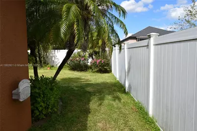 18081 Thornhill Grand Circle, Orlando, FL 32820 - Photo 18