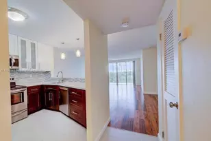 1780 NE 191st St, Miami, FL 33179 - Photo 4
