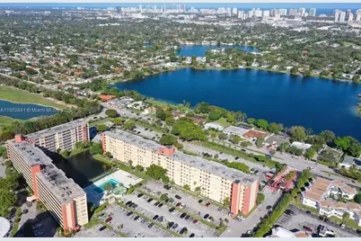 1780 NE 191st St #705-2, Miami, FL 33179 - Photo 1