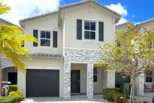 1060 SE 26th Ter, Homestead, FL 33035 - Photo 1
