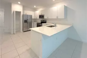 1060 SE 26th Ter, Homestead, FL 33035 - Photo 6