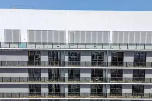 398 NE 5th St, Miami, FL 33132 - Photo 28